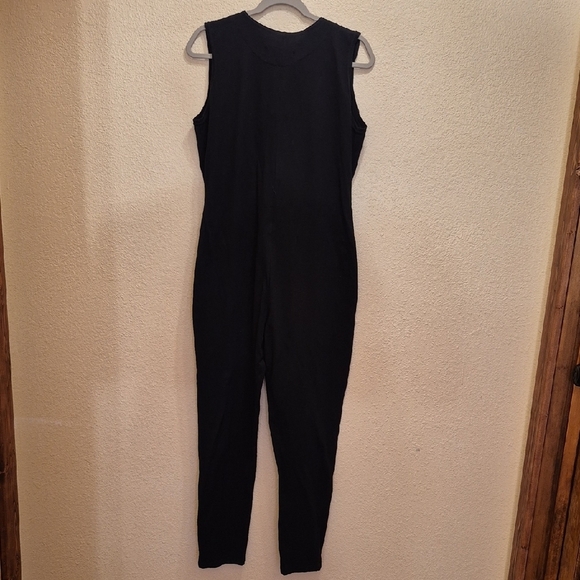 Elegant Sleek Black Jumpsuit - Picture 3 of 9
